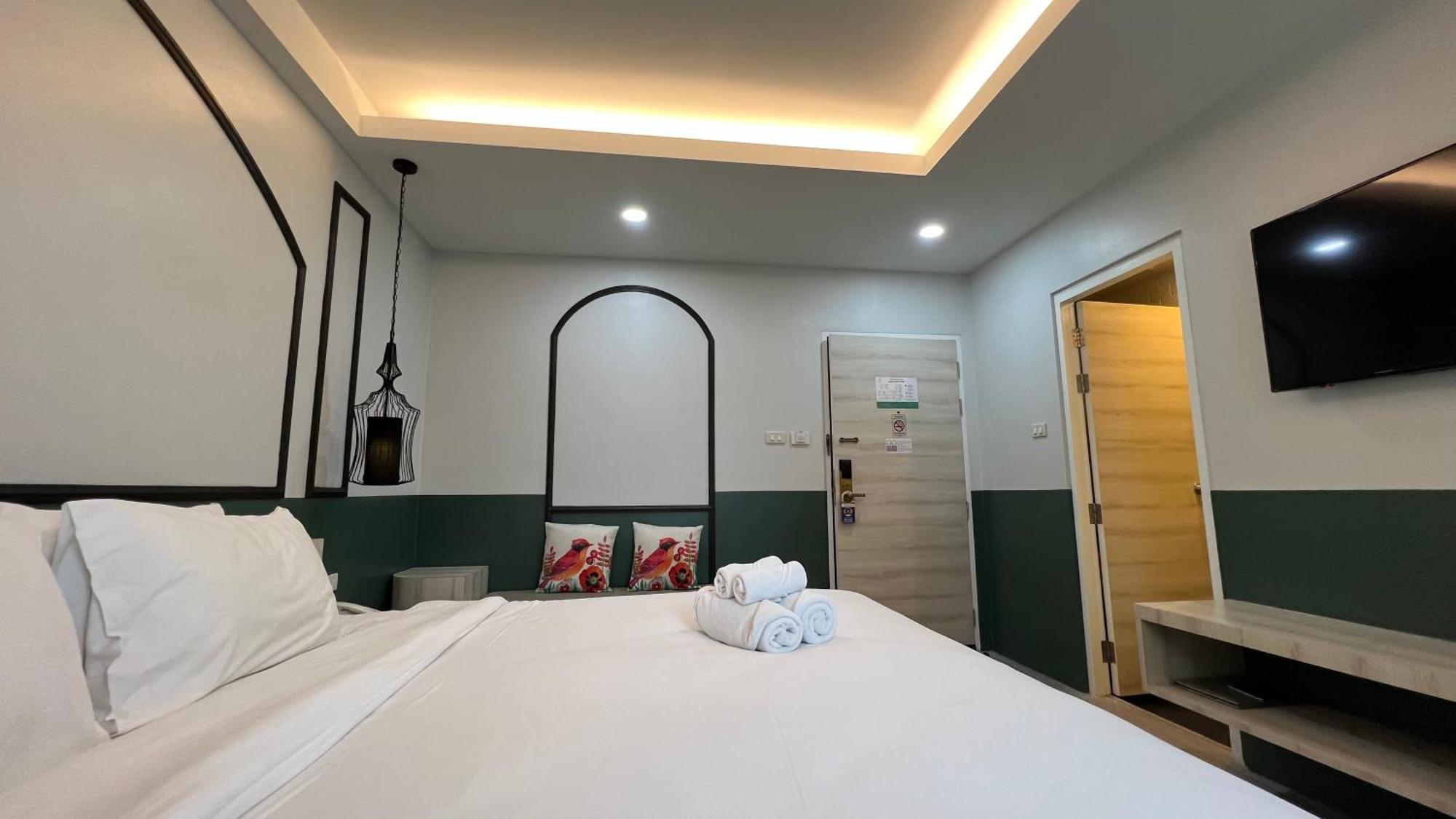 Peranakan House Phuket Exteriör bild